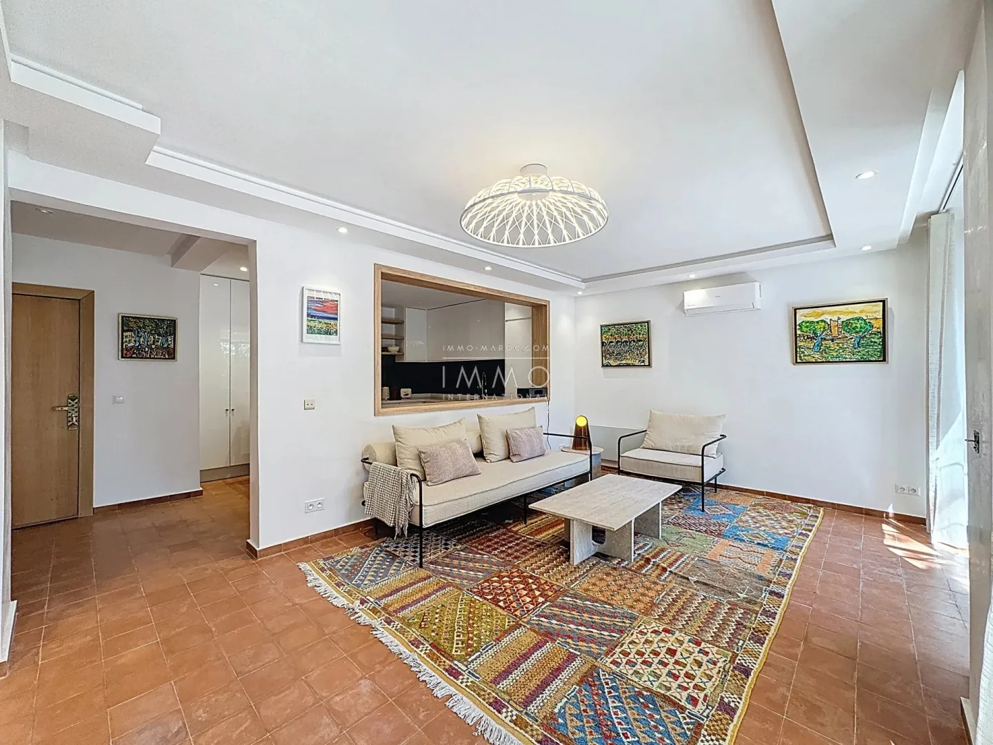 Appartement rez-de-jardin à vendre hivernage – 2 chambres – 150 m² – rénové – meublé – piscine – parking