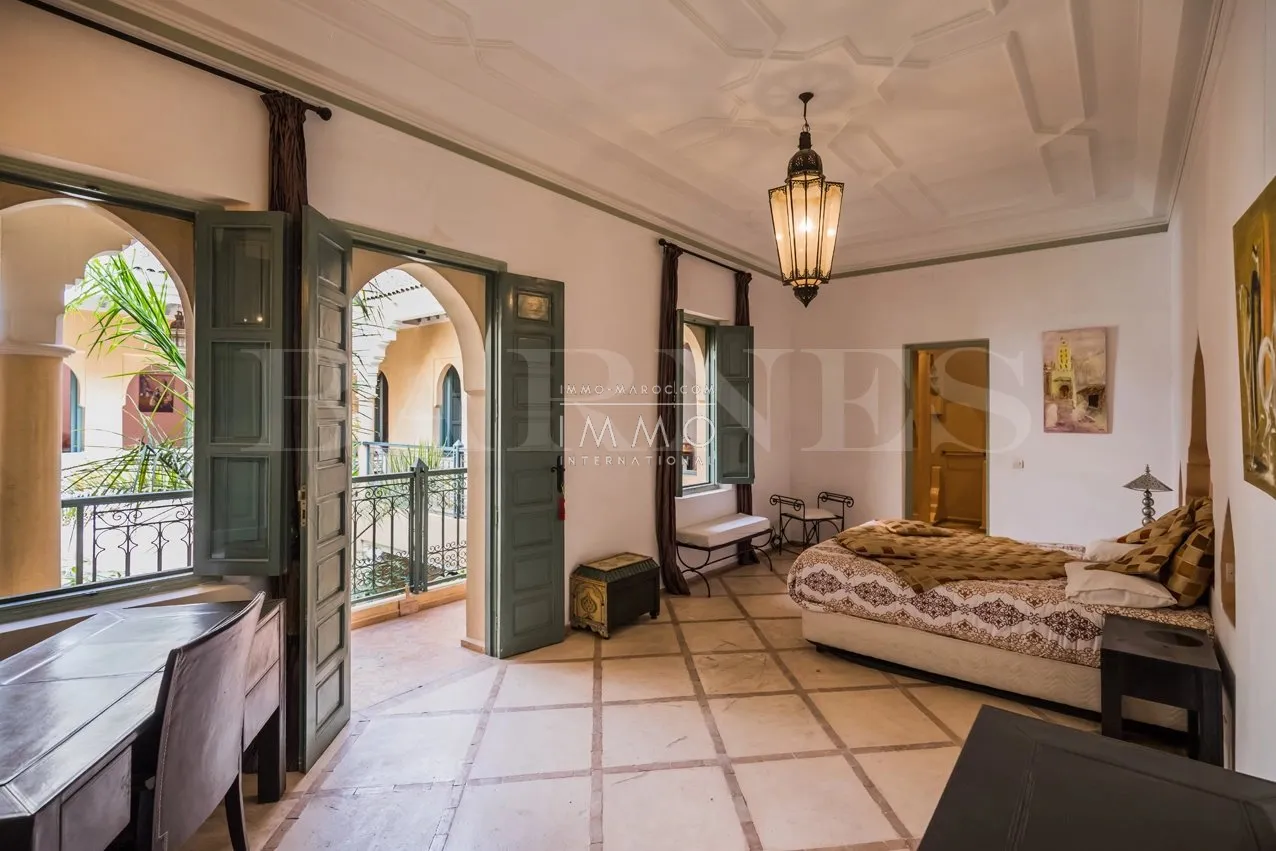 Riad à vendre – dar el bacha – 6 chambres – maison d'hôtes – douiria – bassin terrasse – maison d'hôtes possible