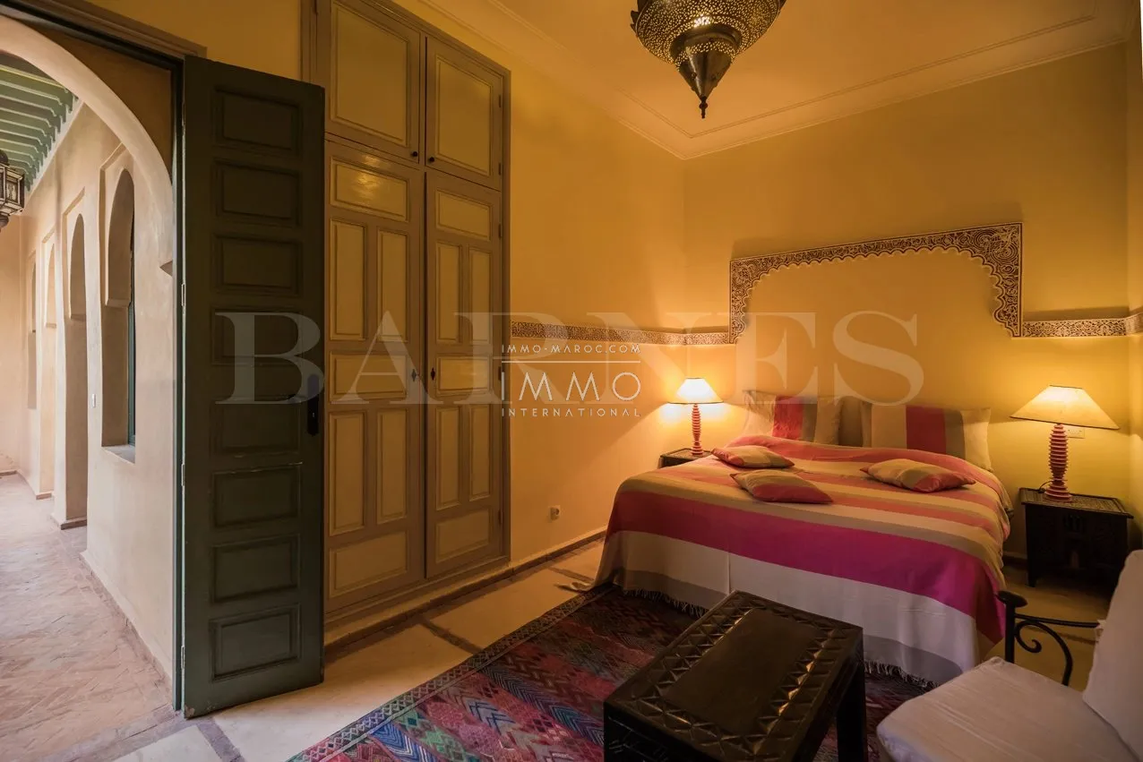 Riad à vendre – dar el bacha – 6 chambres – maison d'hôtes – douiria – bassin terrasse – maison d'hôtes possible