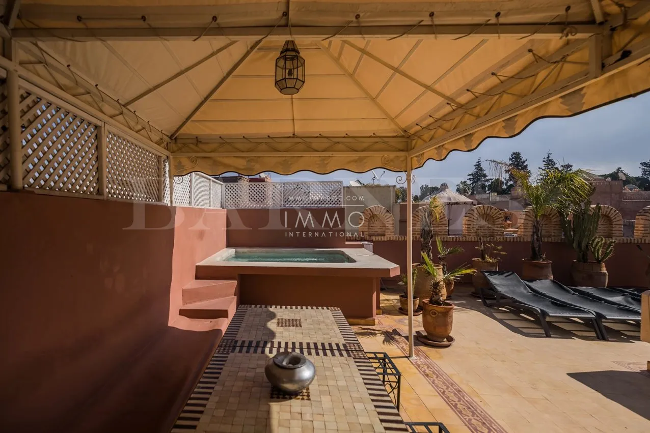 Riad à vendre – dar el bacha – 6 chambres – maison d'hôtes – douiria – bassin terrasse – maison d'hôtes possible