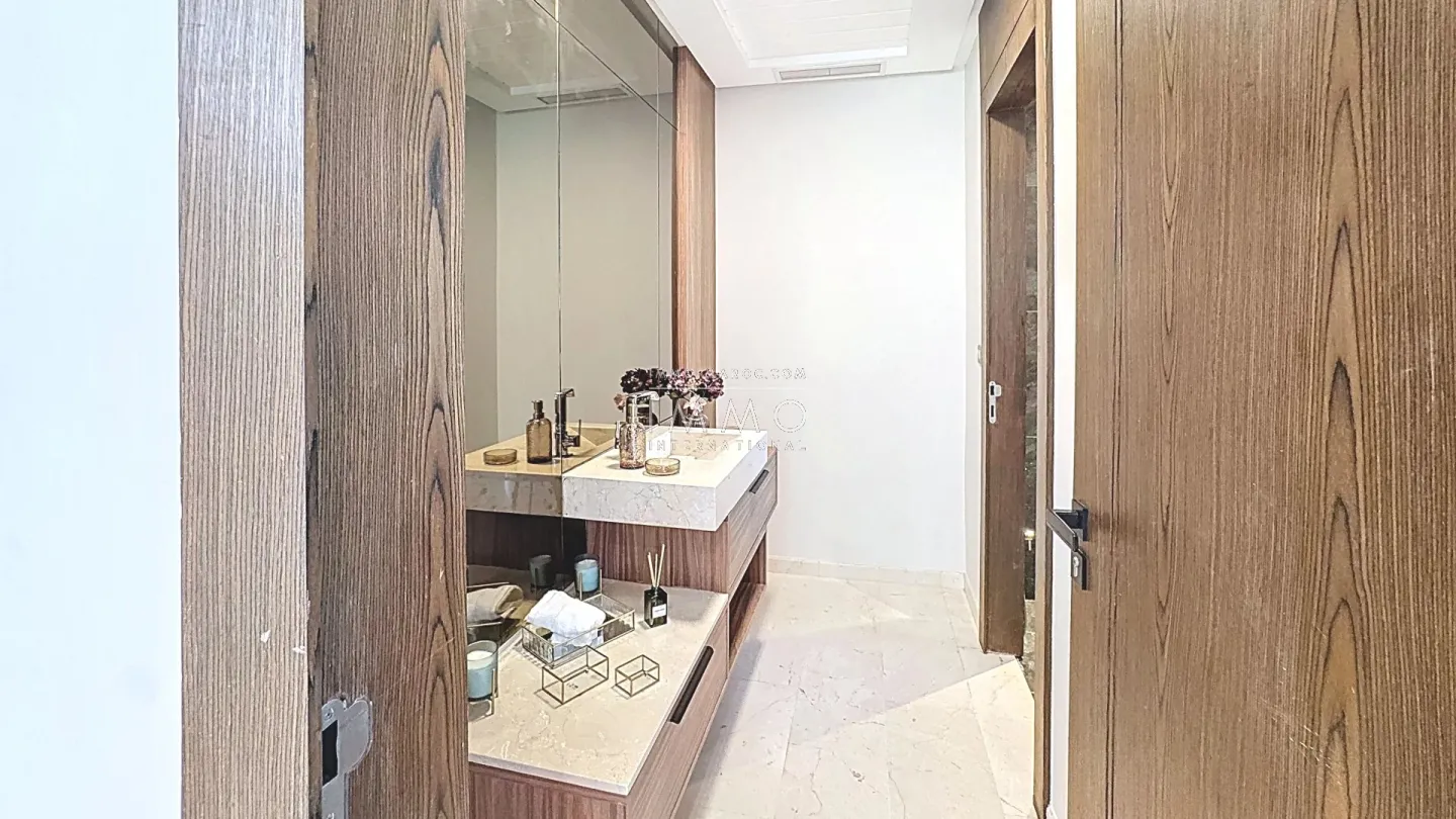 Villa à vendre route de l'ourika marrakech – 6 chambres – 373 m² – piscine – jacuzzi