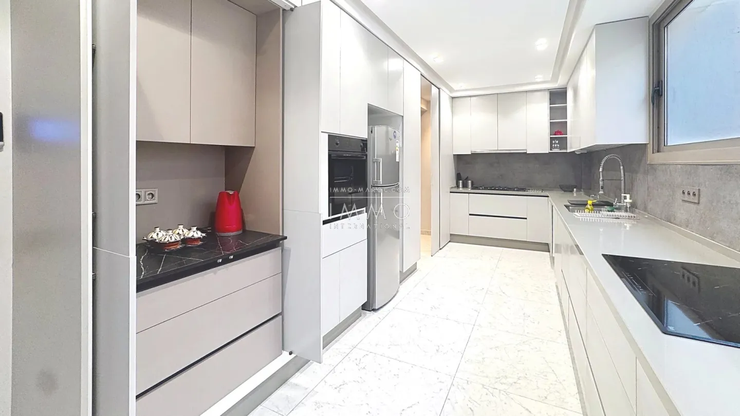 Villa à vendre route de l'ourika marrakech – 6 chambres – 373 m² – piscine – jacuzzi