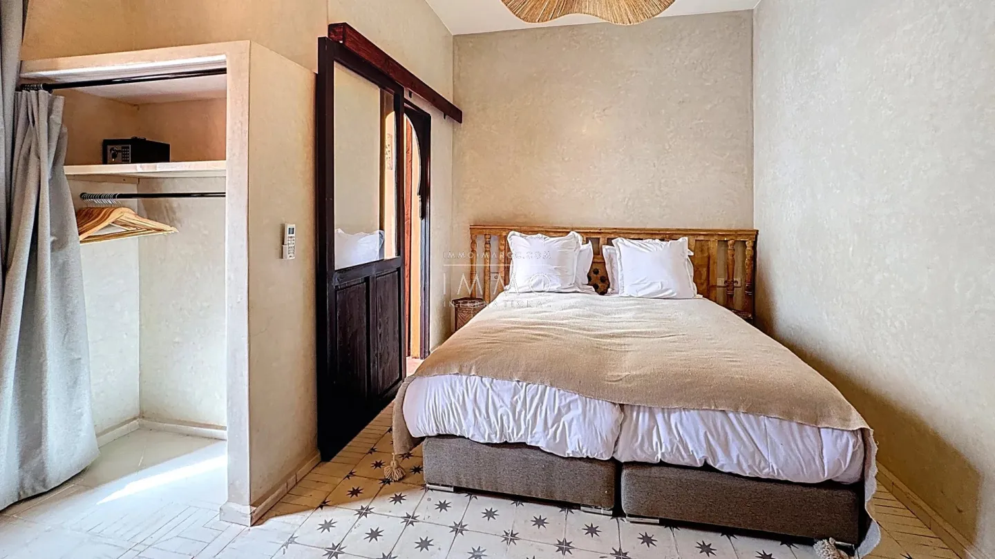 Riad à vendre – riad larousse – 4 chambres – titré – bassin chauffé – rénové matériaux nobles – maison d'hôtes possible