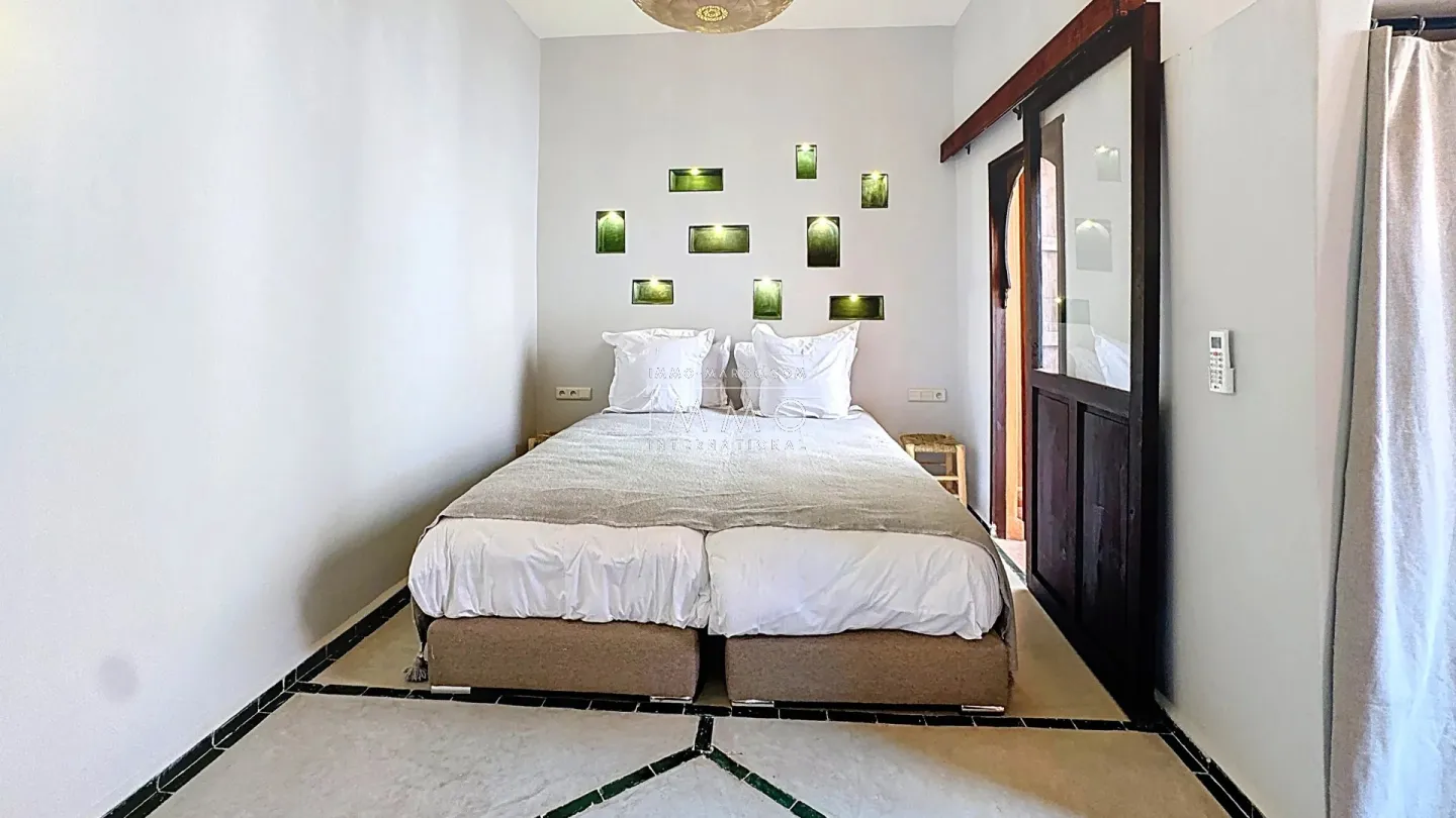 Riad à vendre – riad larousse – 4 chambres – titré – bassin chauffé – rénové matériaux nobles – maison d'hôtes possible