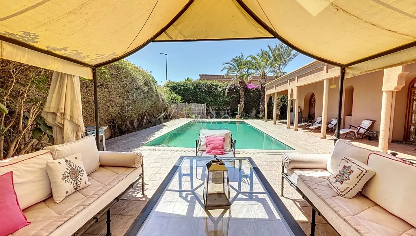 Villa de plain-pied à vendre à targa – 6 chambres – terrain 1 300 m² sans vis-à-vis