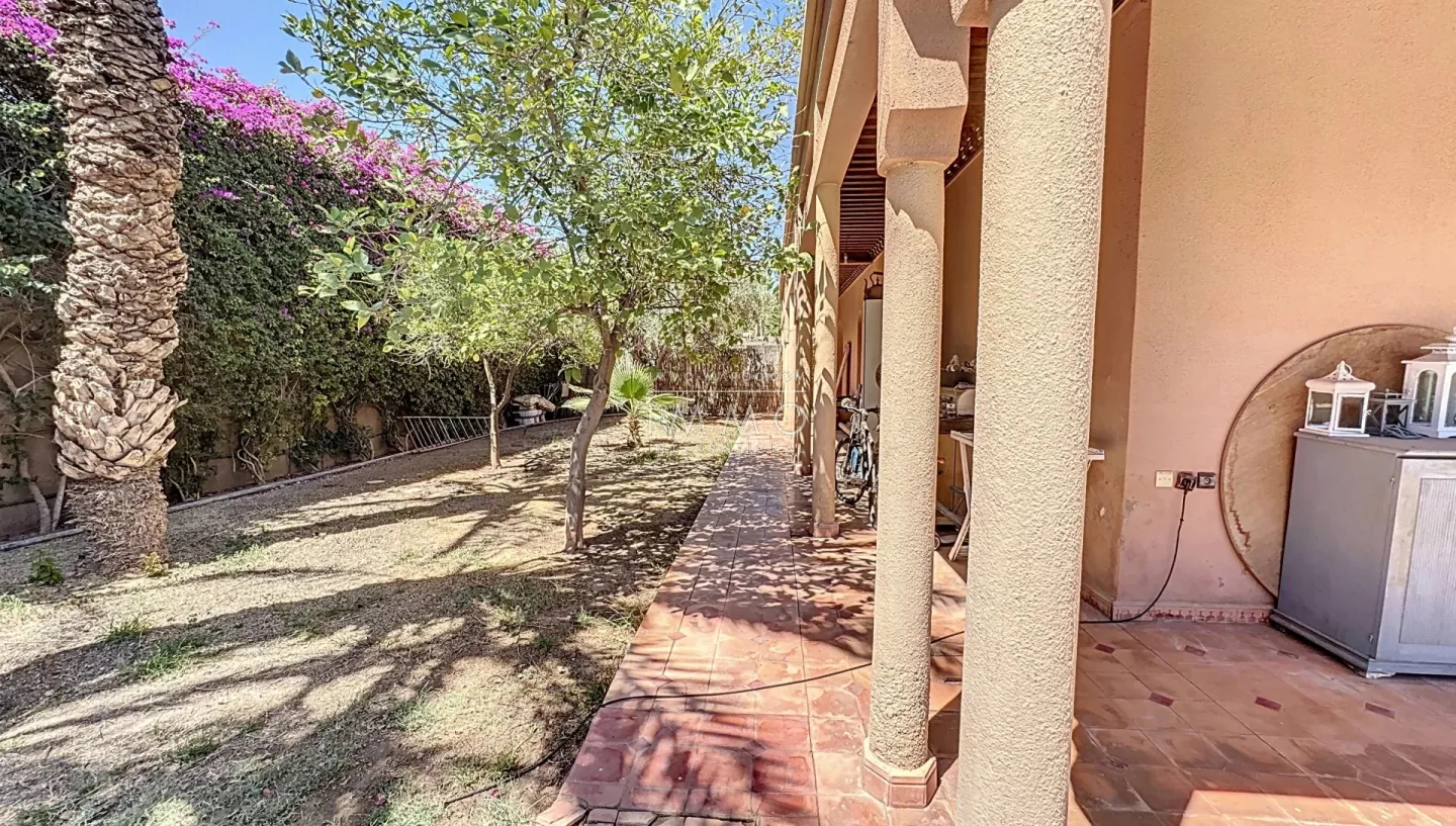 Villa de plain-pied à vendre à targa – 6 chambres – terrain 1 300 m² sans vis-à-vis