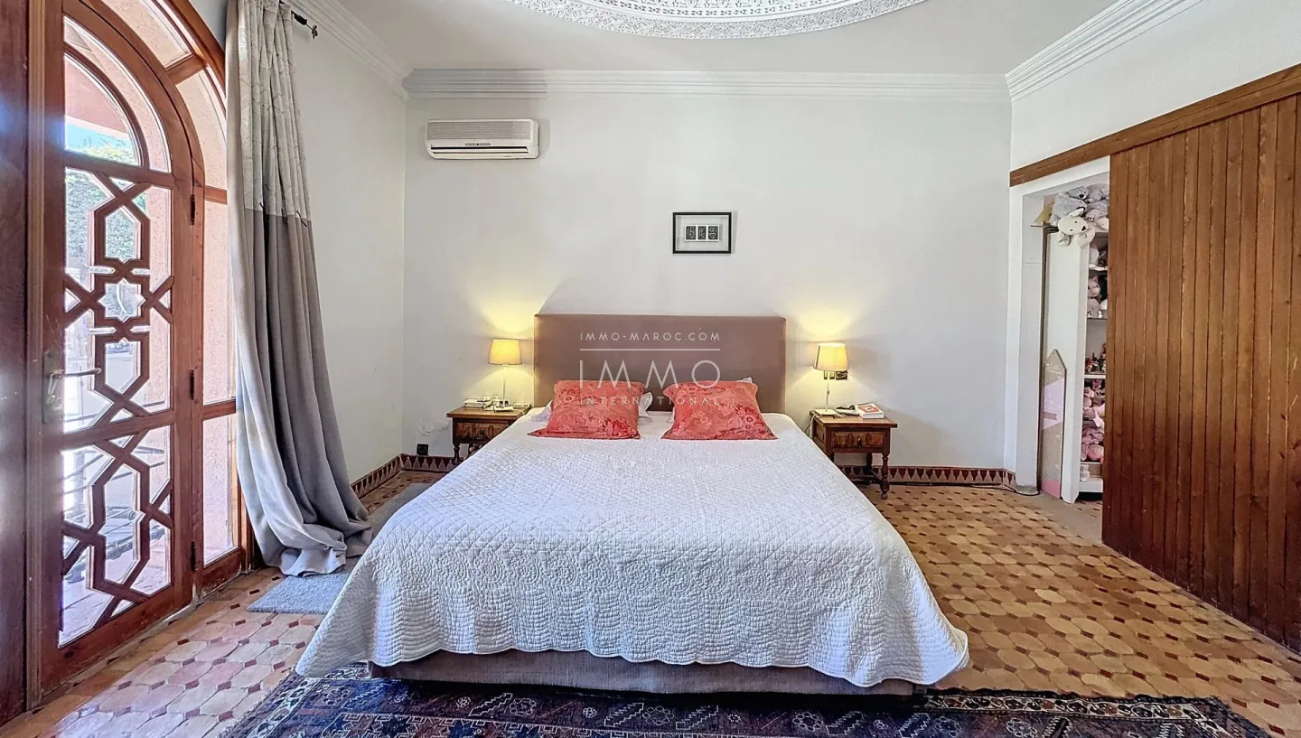 Villa de plain-pied à vendre à targa – 6 chambres – terrain 1 300 m² sans vis-à-vis