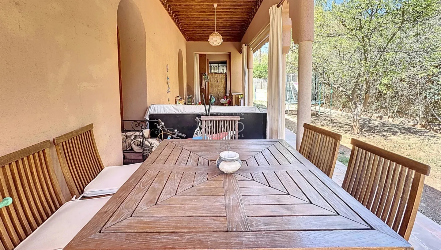 Villa de plain-pied à vendre à targa – 6 chambres – terrain 1 300 m² sans vis-à-vis