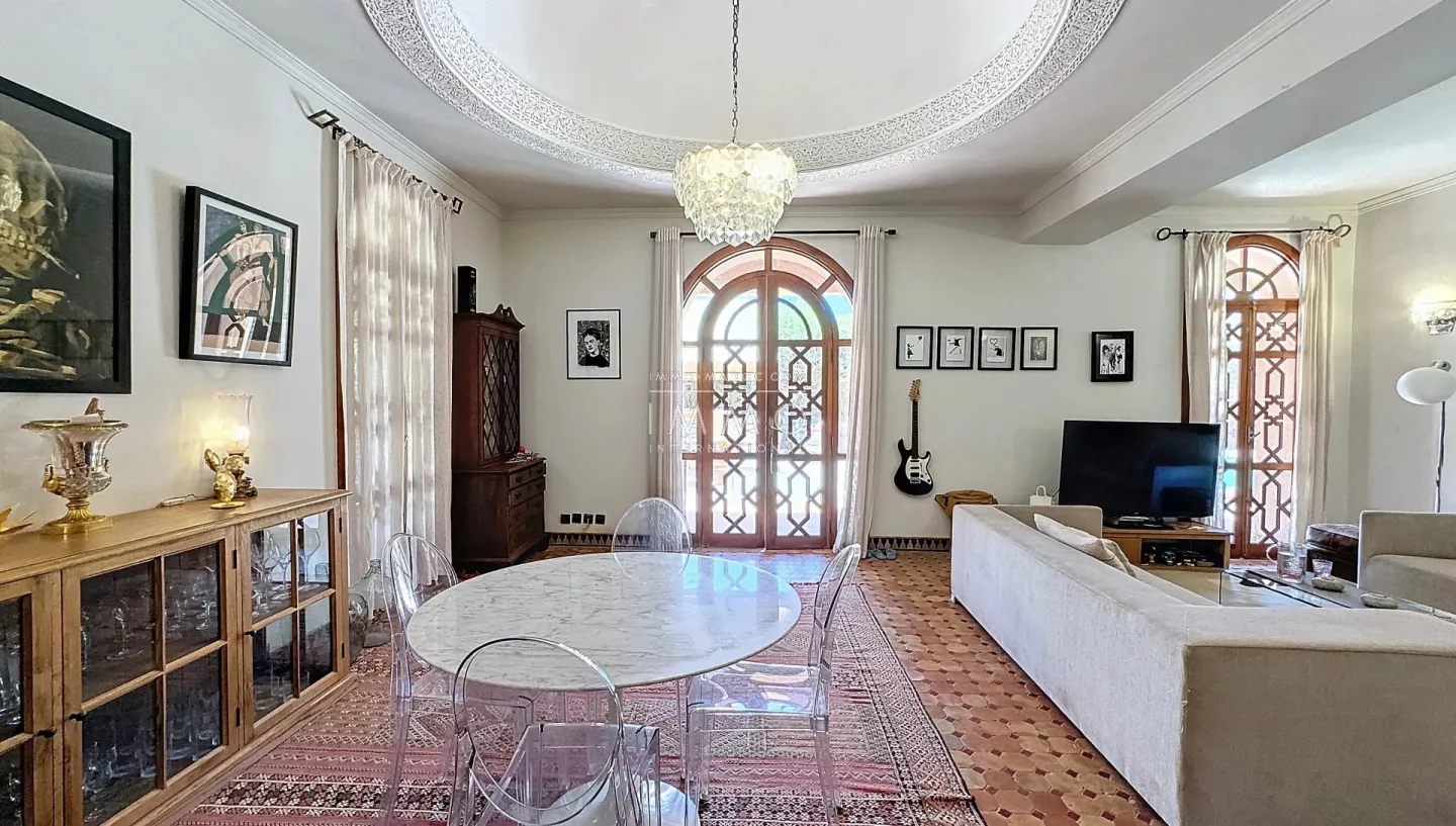 Villa de plain-pied à vendre à targa – 6 chambres – terrain 1 300 m² sans vis-à-vis