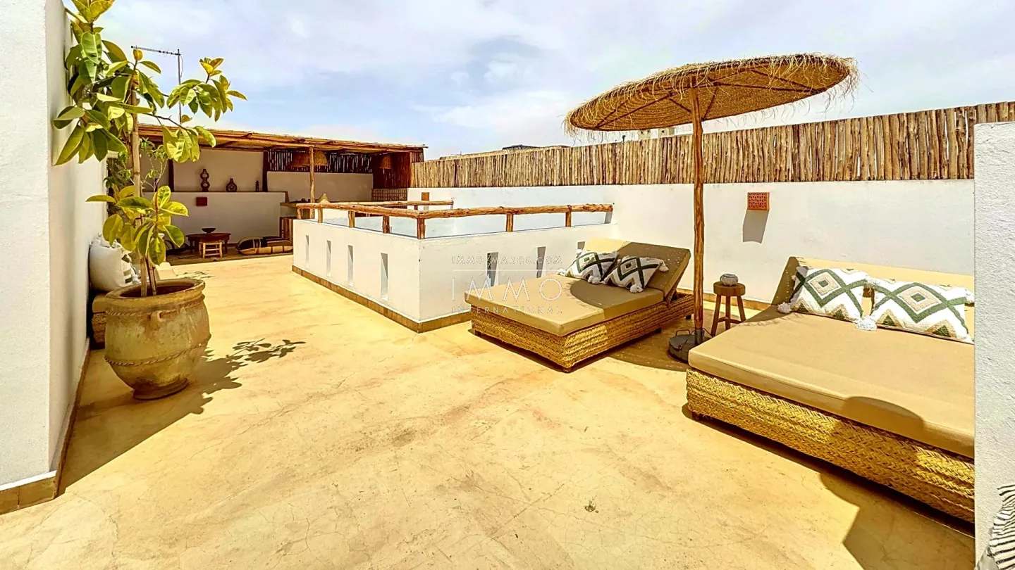 Riad à vendre – kasbah – 3 chambres – beldi chic – piscine – titré – meublé clé en main