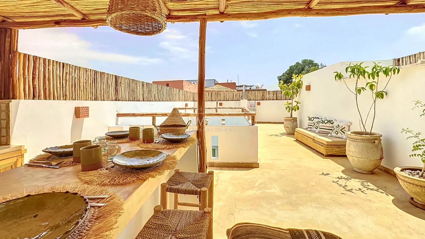 Riad à vendre – kasbah – 3 chambres – beldi chic – piscine – titré – meublé clé en main