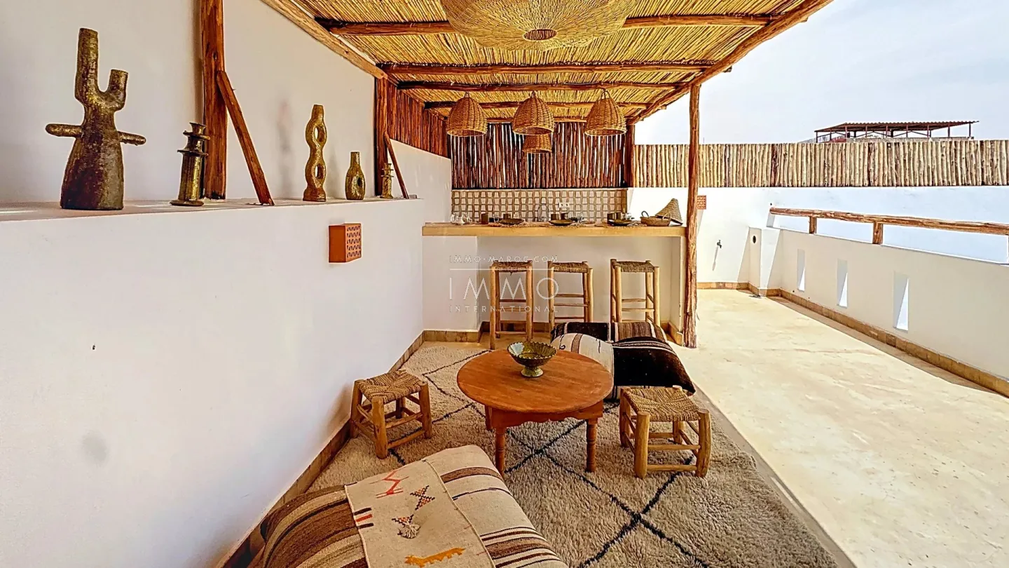 Riad à vendre – kasbah – 3 chambres – beldi chic – piscine – titré – meublé clé en main