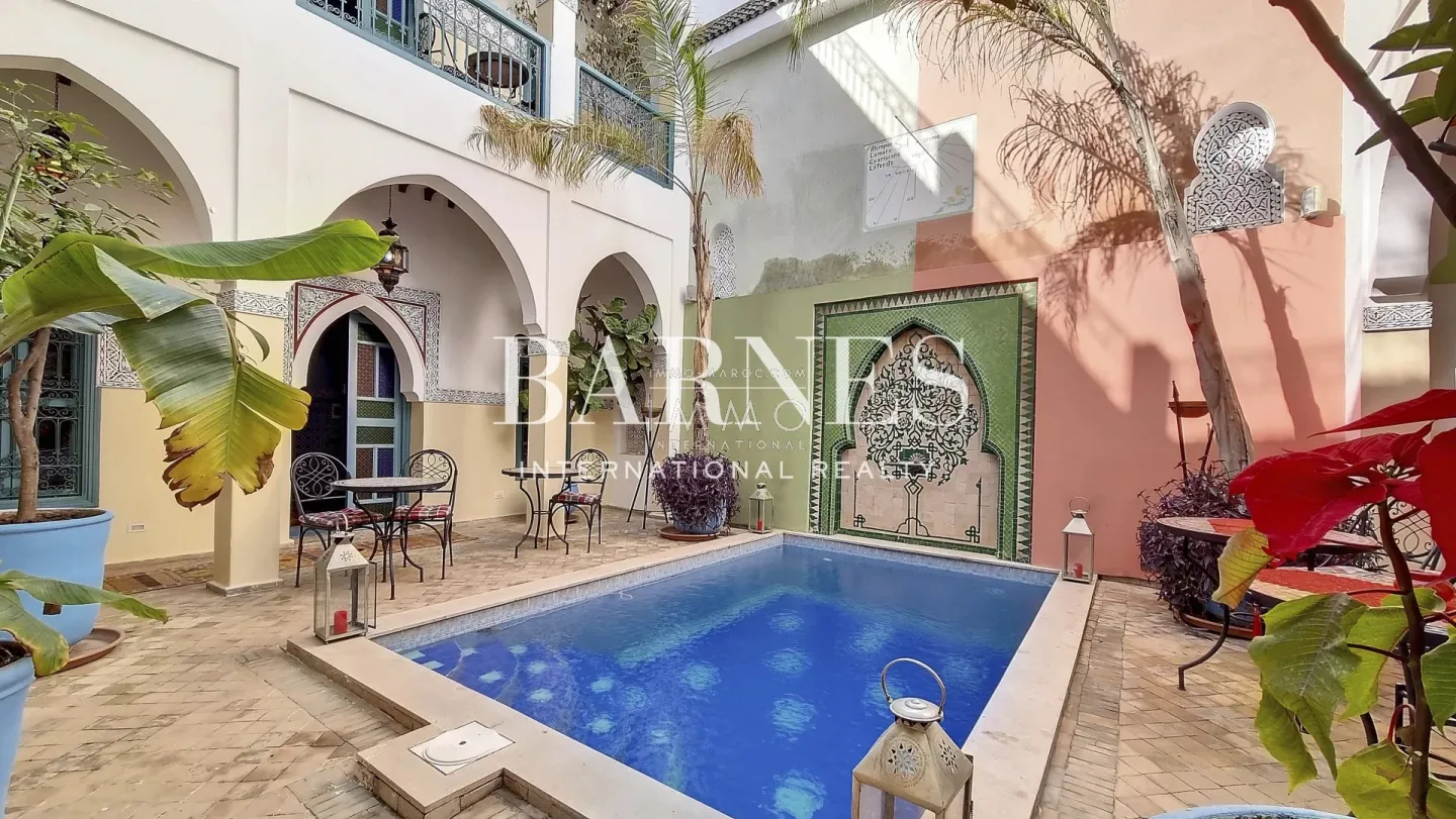Riad maison d'hôtes en exploitation à vendre derb dabachi marrakech - 200m² - 5 chambres