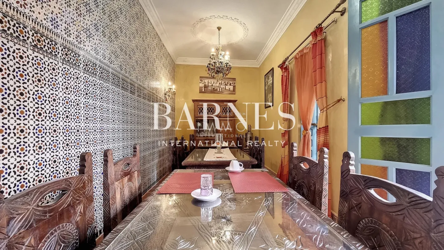 Riad maison d'hôtes en exploitation à vendre derb dabachi marrakech - 200m² - 5 chambres