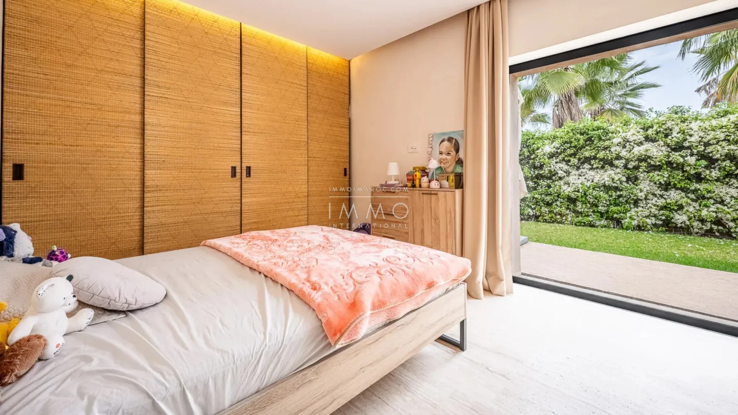 Villa de charme de plain-pied à vendre – route d'amizmiz – 4 chambres – 1 000 m²