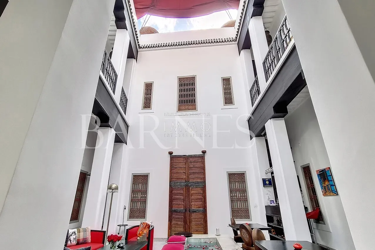 Riad maison d'hôtes à vendre rahba lakdima marrakech - 186m² - 5 chambres - licences d'exploitation