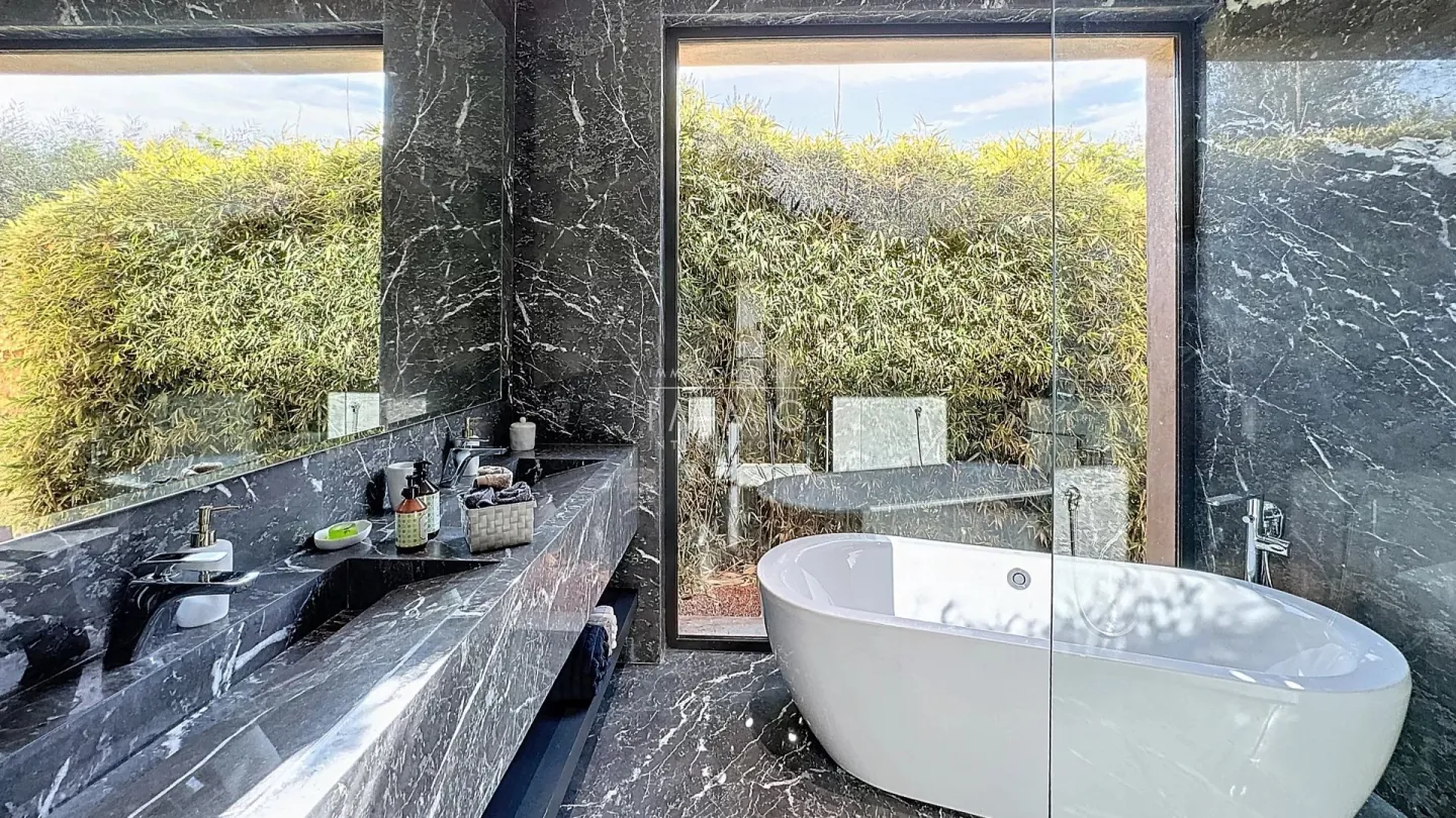 Villa contemporaine neuve à vendre – route de l'ourika – 4 suites – vue atlas