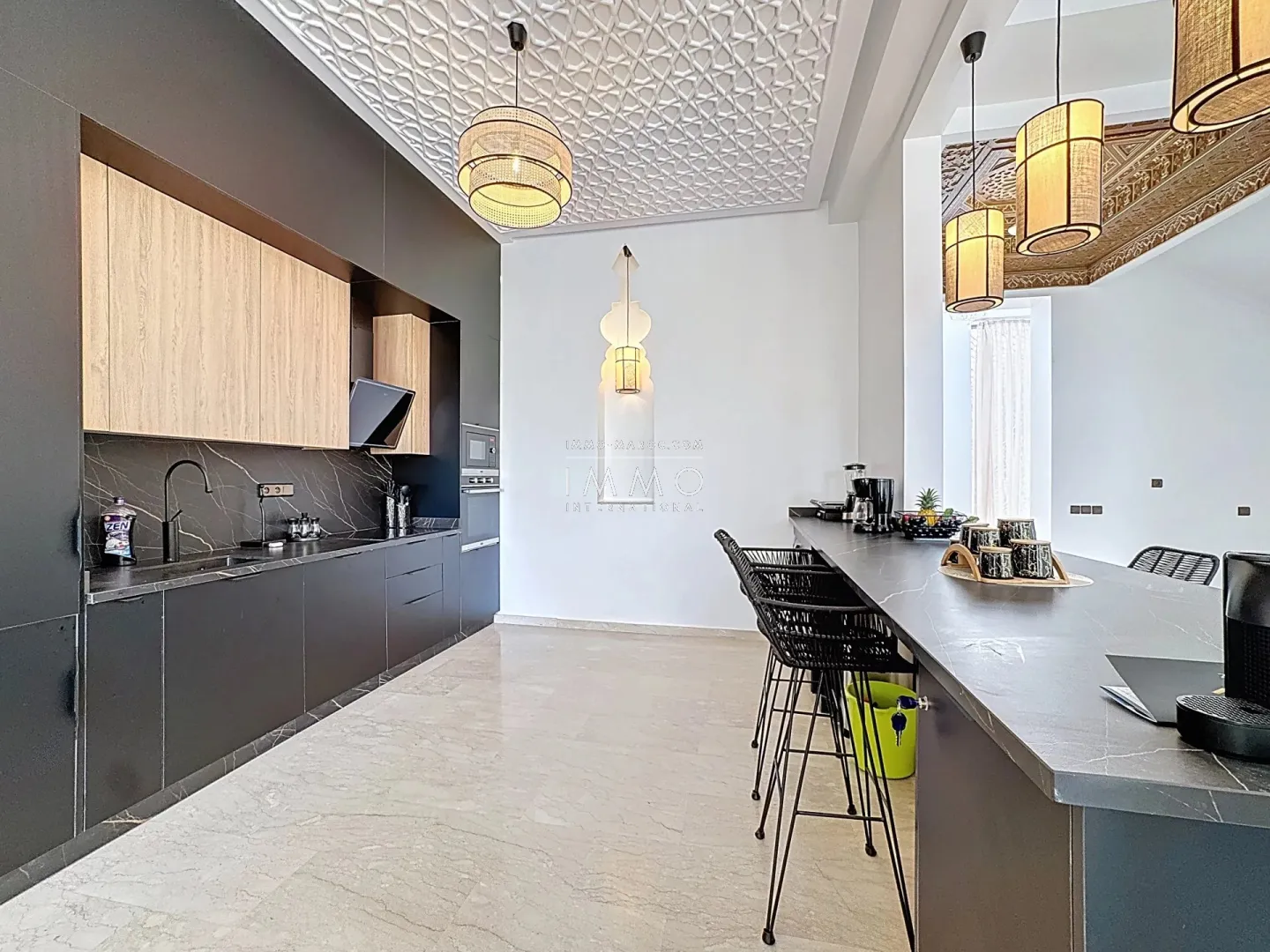 Villa à vendre en front de golf argan marrakech – 4 suites – 350 m² – piscine chauffée.