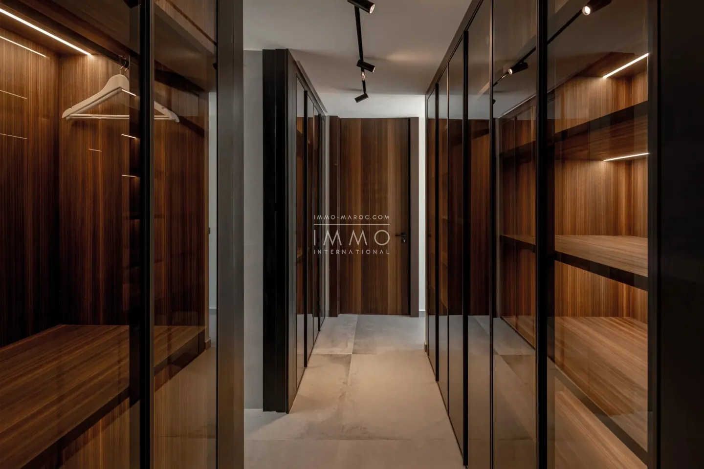 Villa contemporaine de plain-pied à vendre – route de l'ourika – 4 suites