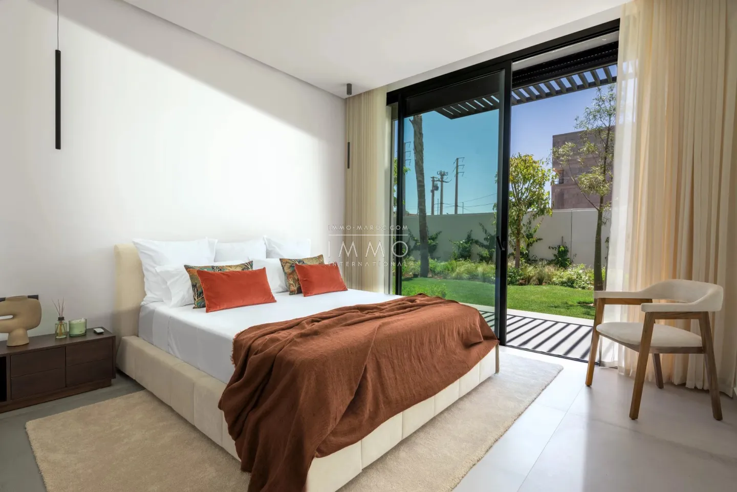 Villa contemporaine de plain-pied à vendre – route de l'ourika – 4 suites