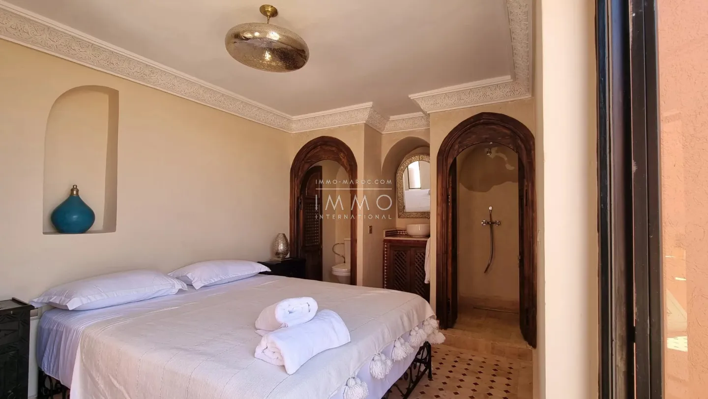 Riad à vendre – sidi mimoun – 5 chambres – hammam – terrasse vue koutoubia – vue 360° médina – maison d'hôtes possible