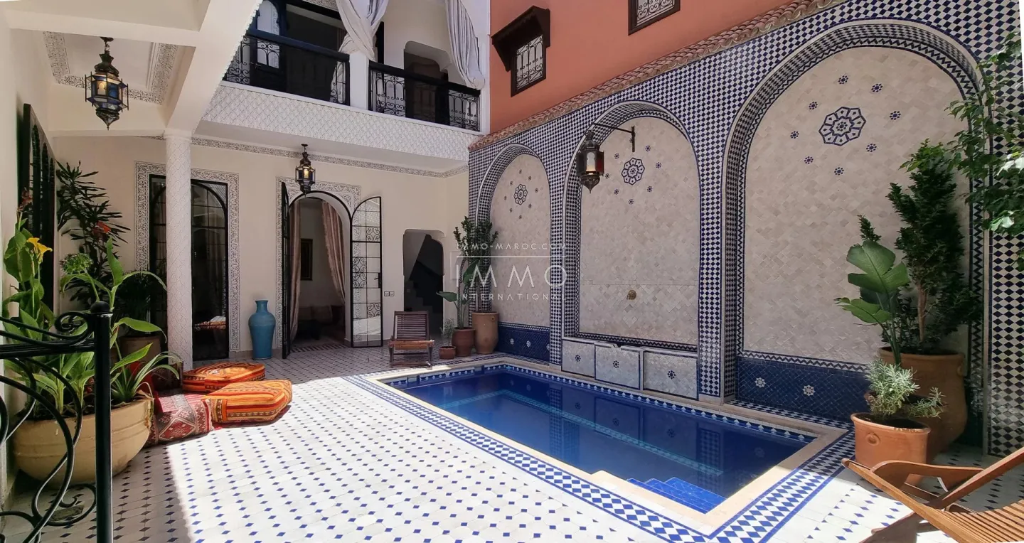 Riad à vendre – sidi mimoun – 5 chambres – hammam – terrasse vue koutoubia – vue 360° médina – maison d'hôtes possible