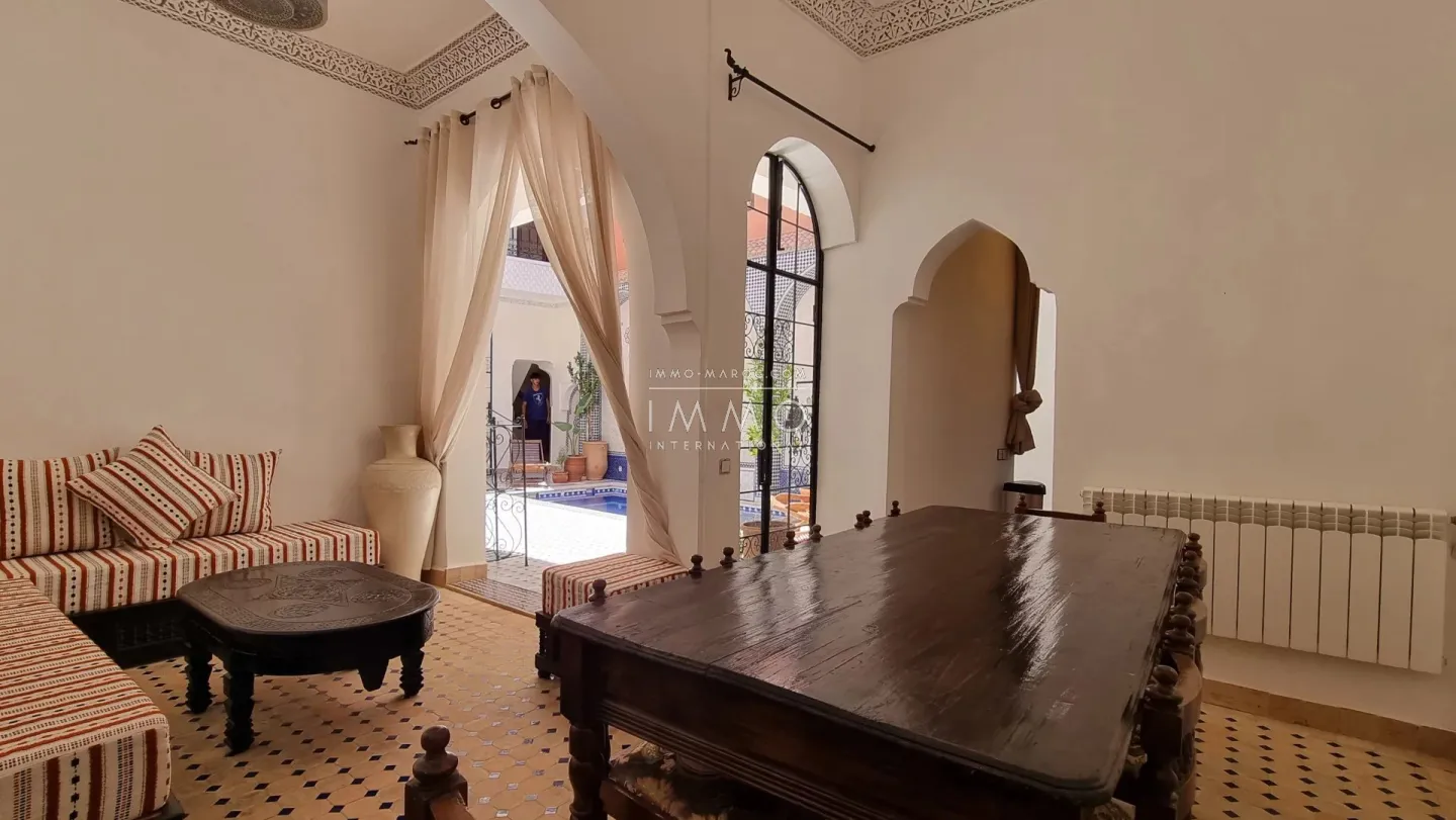 Riad à vendre – sidi mimoun – 5 chambres – hammam – terrasse vue koutoubia – vue 360° médina – maison d'hôtes possible