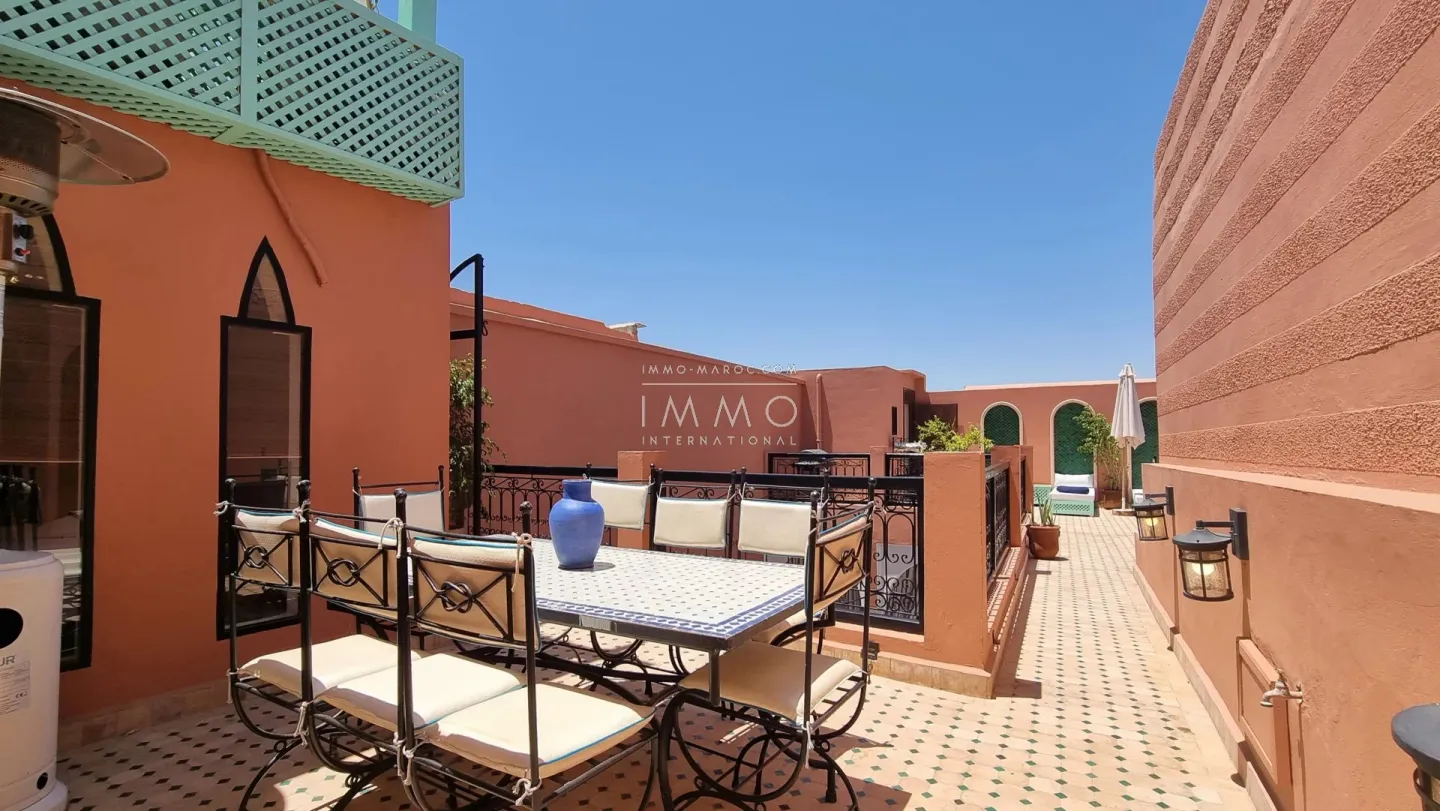 Riad à vendre – sidi mimoun – 5 chambres – hammam – terrasse vue koutoubia – vue 360° médina – maison d'hôtes possible
