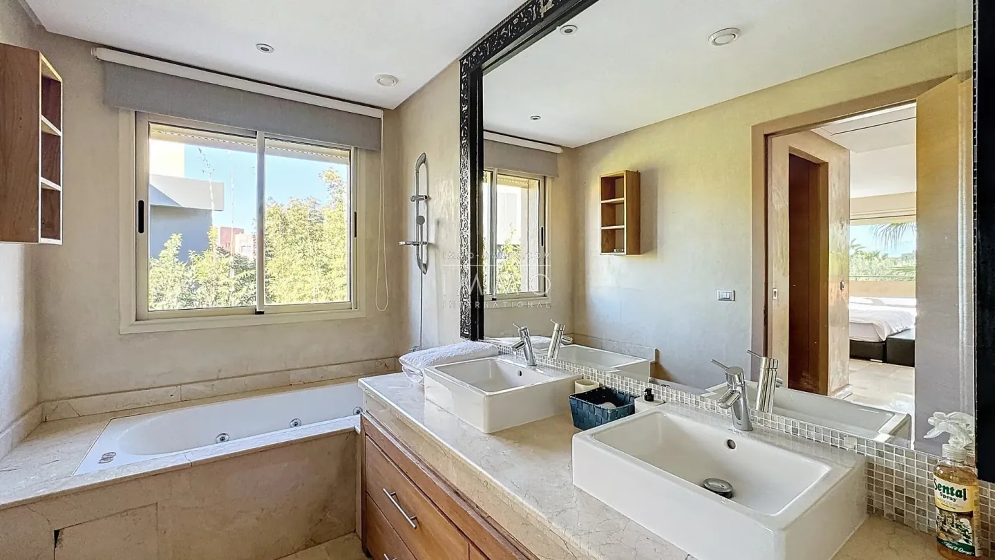 Villa contemporaine à vendre à argan golf – 3 chambres – terrain 830 m²