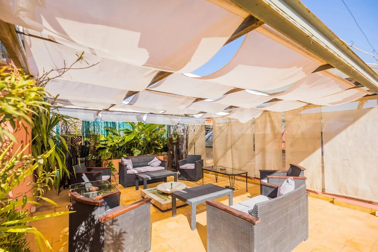 Riad à vendre – bab doukkala – 9 chambres – deux riads communicants – maison d'hôtes en exploitation – piscine & jacuzzi – potentiel hôtelier