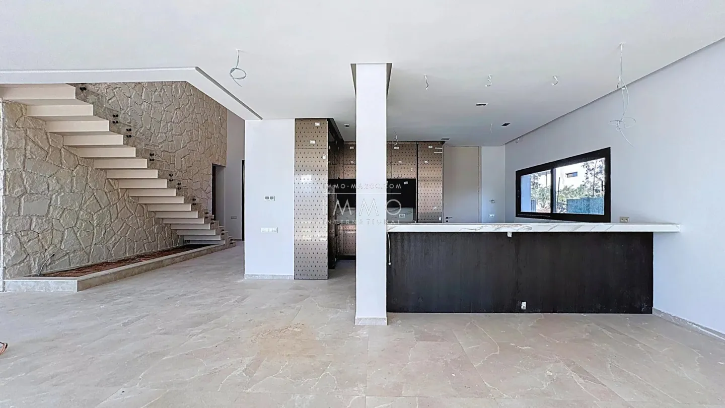 Villa à vendre route de l'ourika – 5 suites – 560 m² – terrain 1 250 m² – neuve – vue atlas – jacuzzi – salon encastré