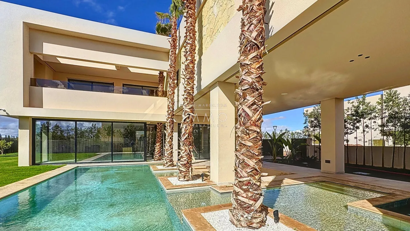 Villa à vendre route de l'ourika – 5 suites – 560 m² – terrain 1 250 m² – neuve – vue atlas – jacuzzi – salon encastré