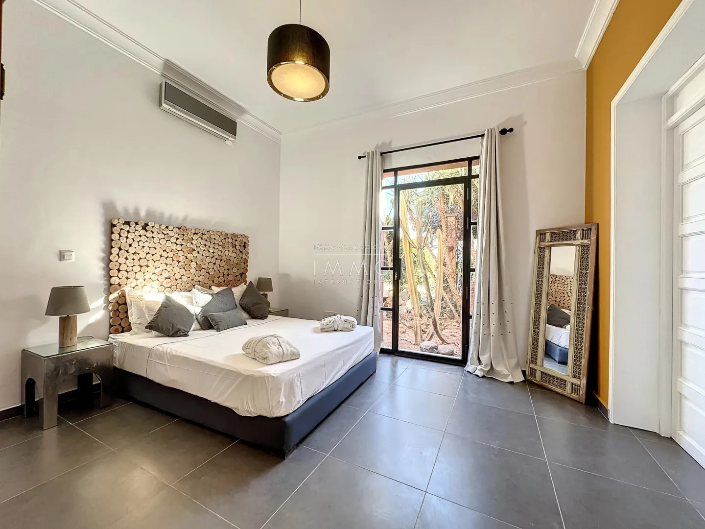 Villa contemporaine avec vna à vendre – route d'amizmiz – parc de 1 hectare