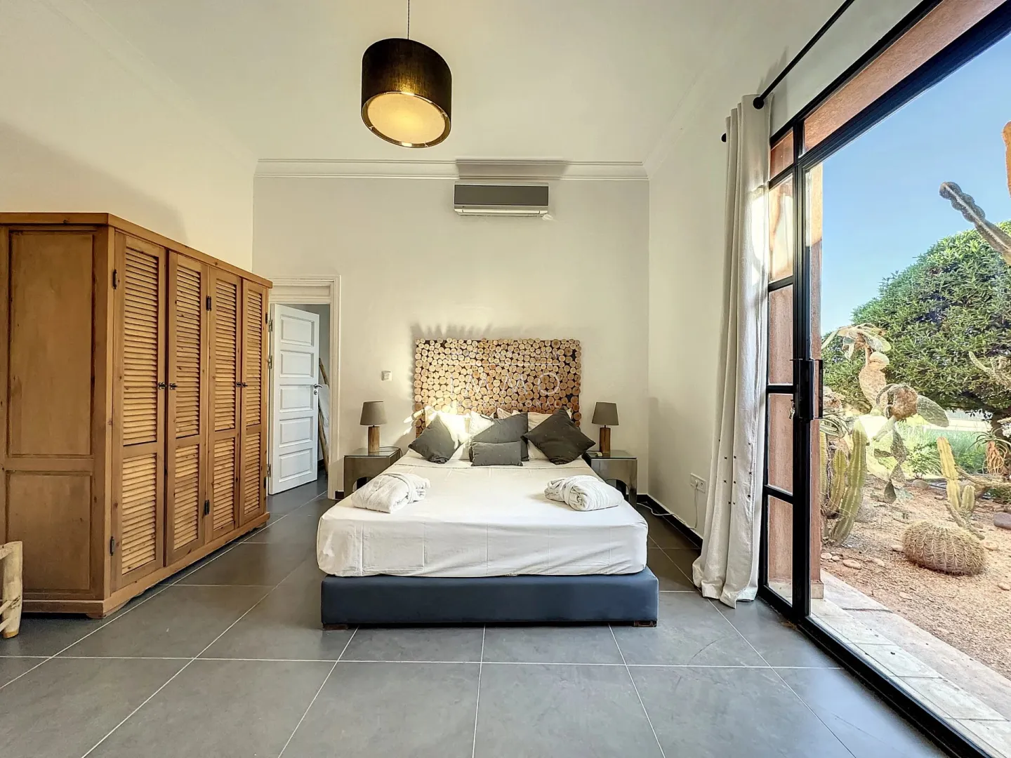 Villa contemporaine avec vna à vendre – route d'amizmiz – parc de 1 hectare