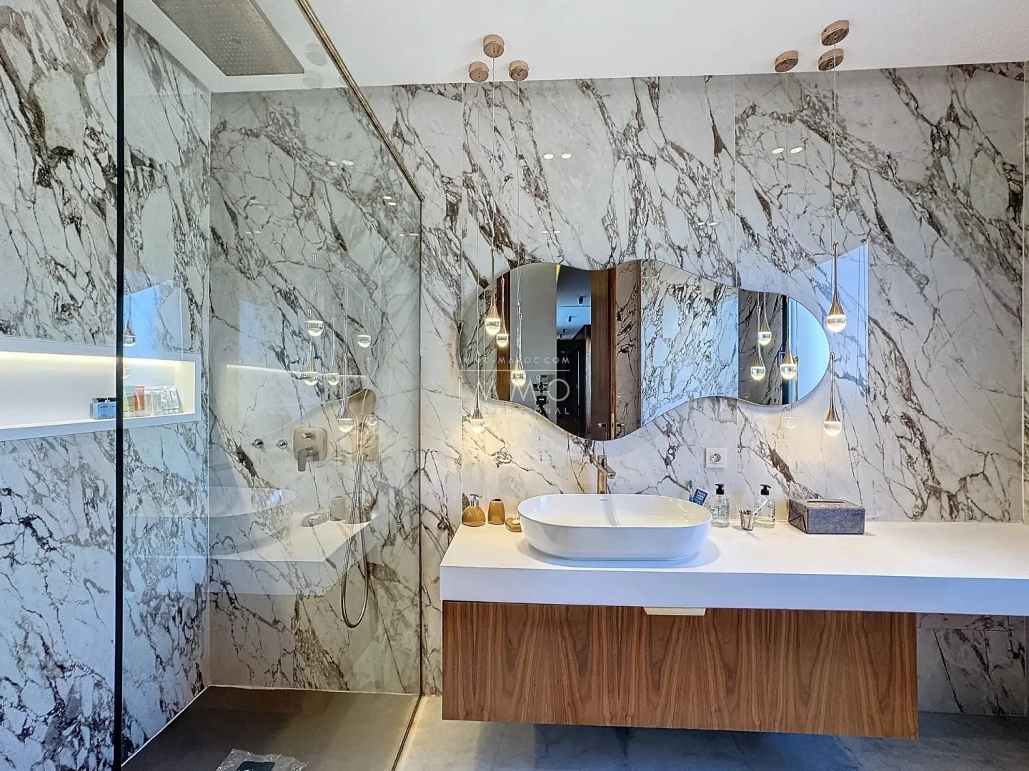 Villa contemporaine meublée à vendre à amelkis – 5 suites – terrain 1 000 m²