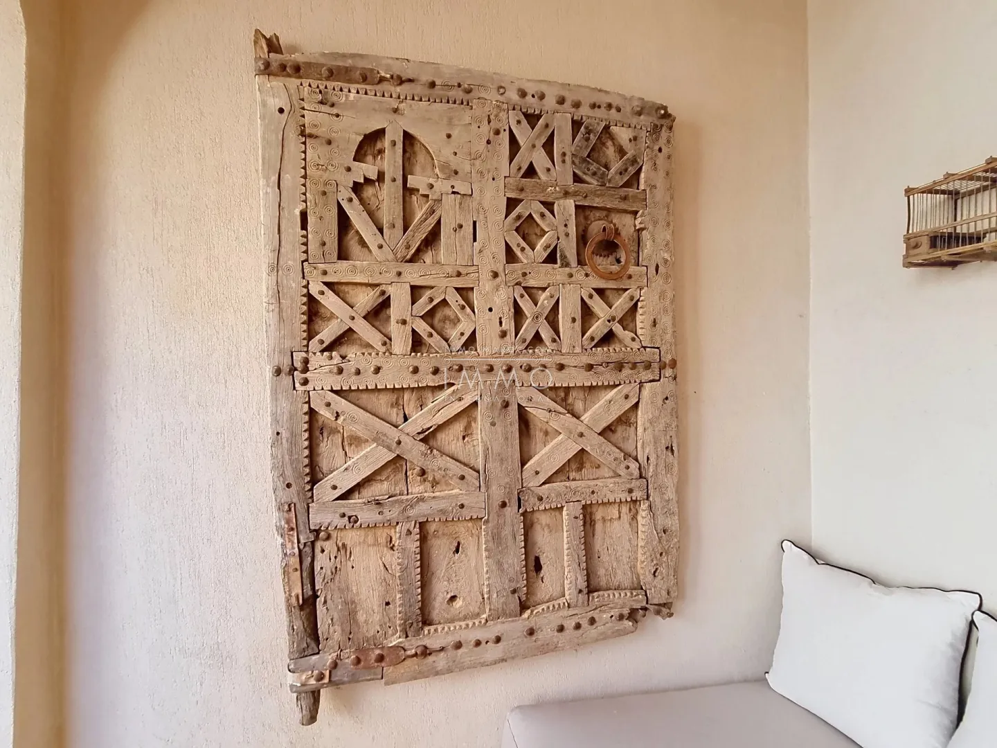 Riad à vendre – médina – 5 chambres – accès voiture – piscine chauffée – toiture motorisée – maison d'hôtes possible