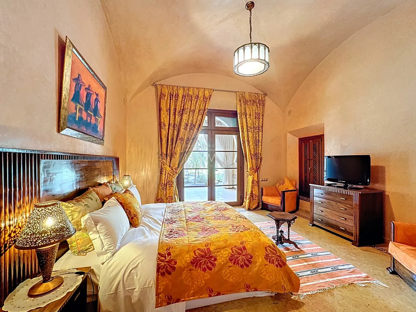 Palais à vendre palmeraie – 5 suites – 900 m² – terrain 3 ha – architecture marocaine royale – hammam – meublé