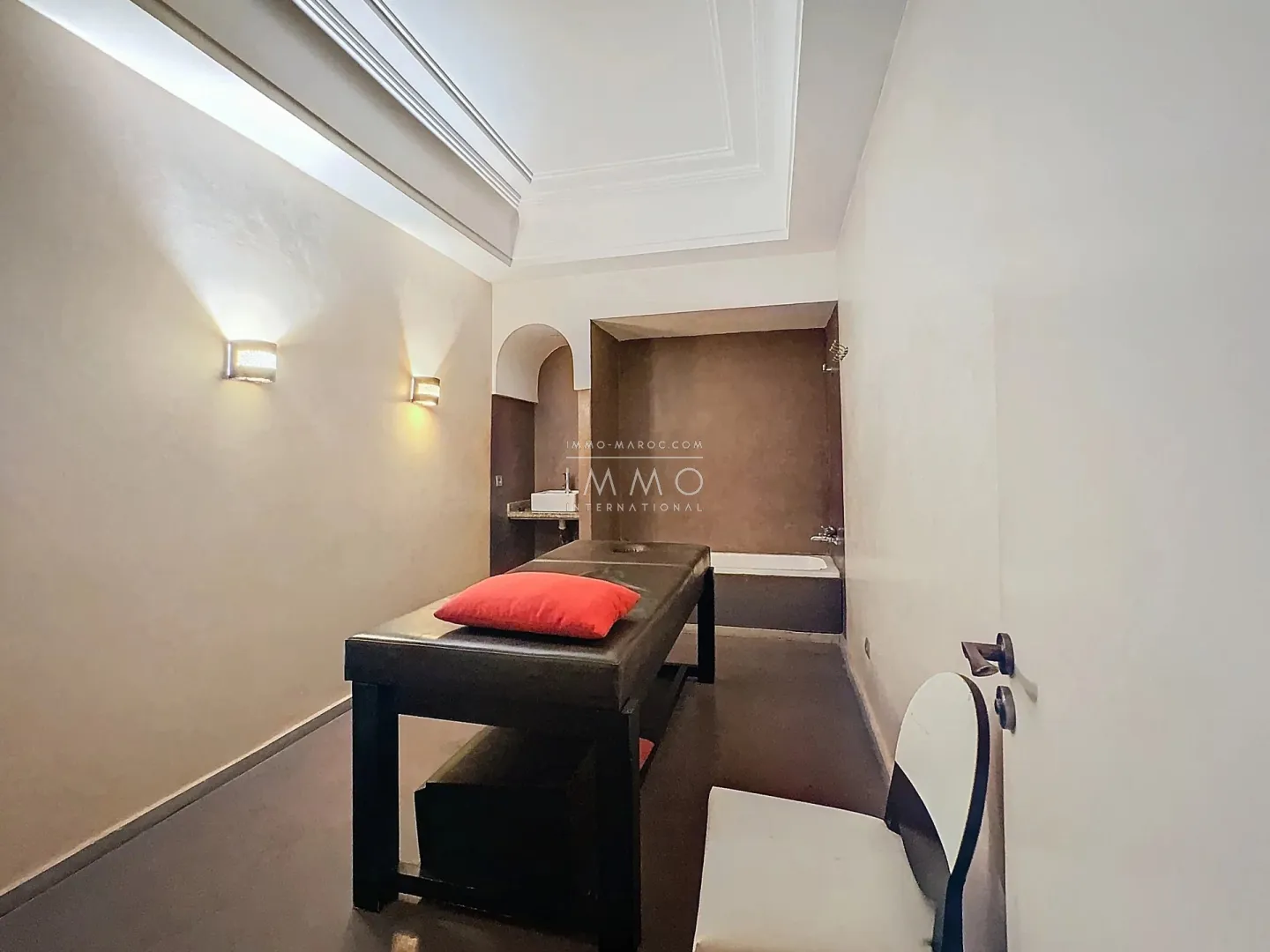 Villa de prestige à vendre dans la palmeraie – 11 suites – parc de 1 hectare