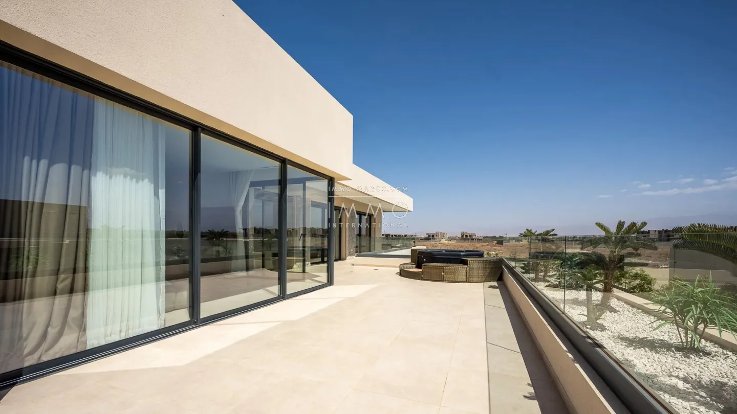 Villa à vendre route de l'ourika – 5 suites – 420 m² – terrain 1 000 m² – réception 130 m² – résidence sécurisée