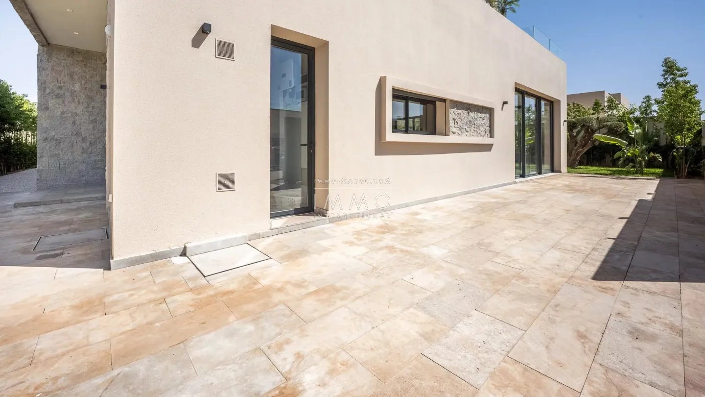 Villa à vendre route de l'ourika – 5 suites – 420 m² – terrain 1 000 m² – réception 130 m² – résidence sécurisée