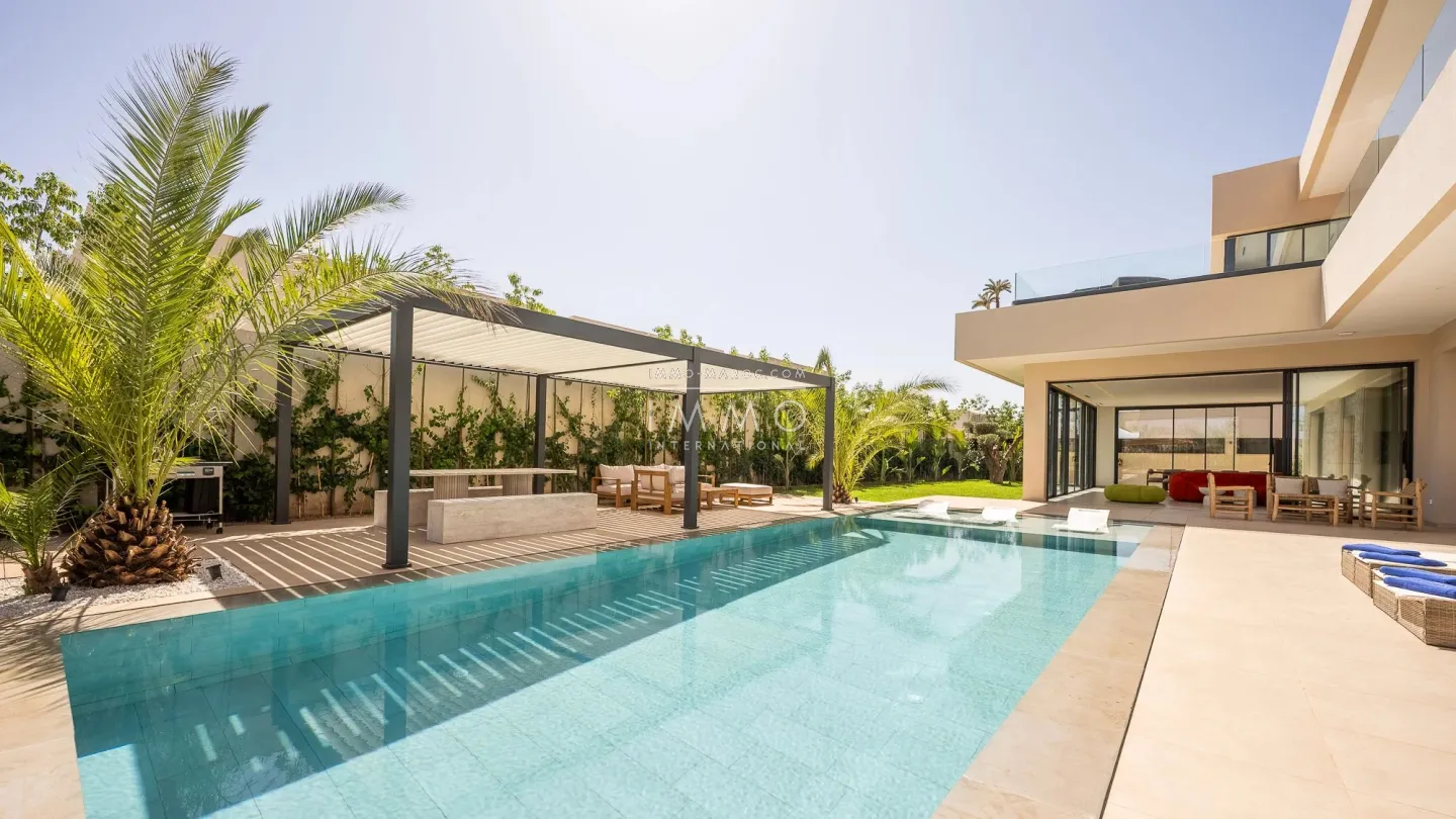 Villa à vendre route de l'ourika – 5 suites – 420 m² – terrain 1 000 m² – réception 130 m² – résidence sécurisée