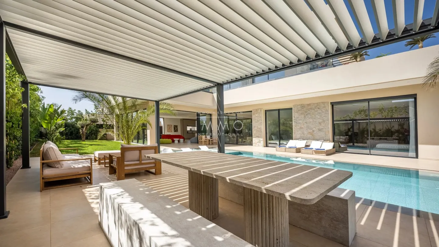 Villa à vendre route de l'ourika – 5 suites – 420 m² – terrain 1 000 m² – réception 130 m² – résidence sécurisée