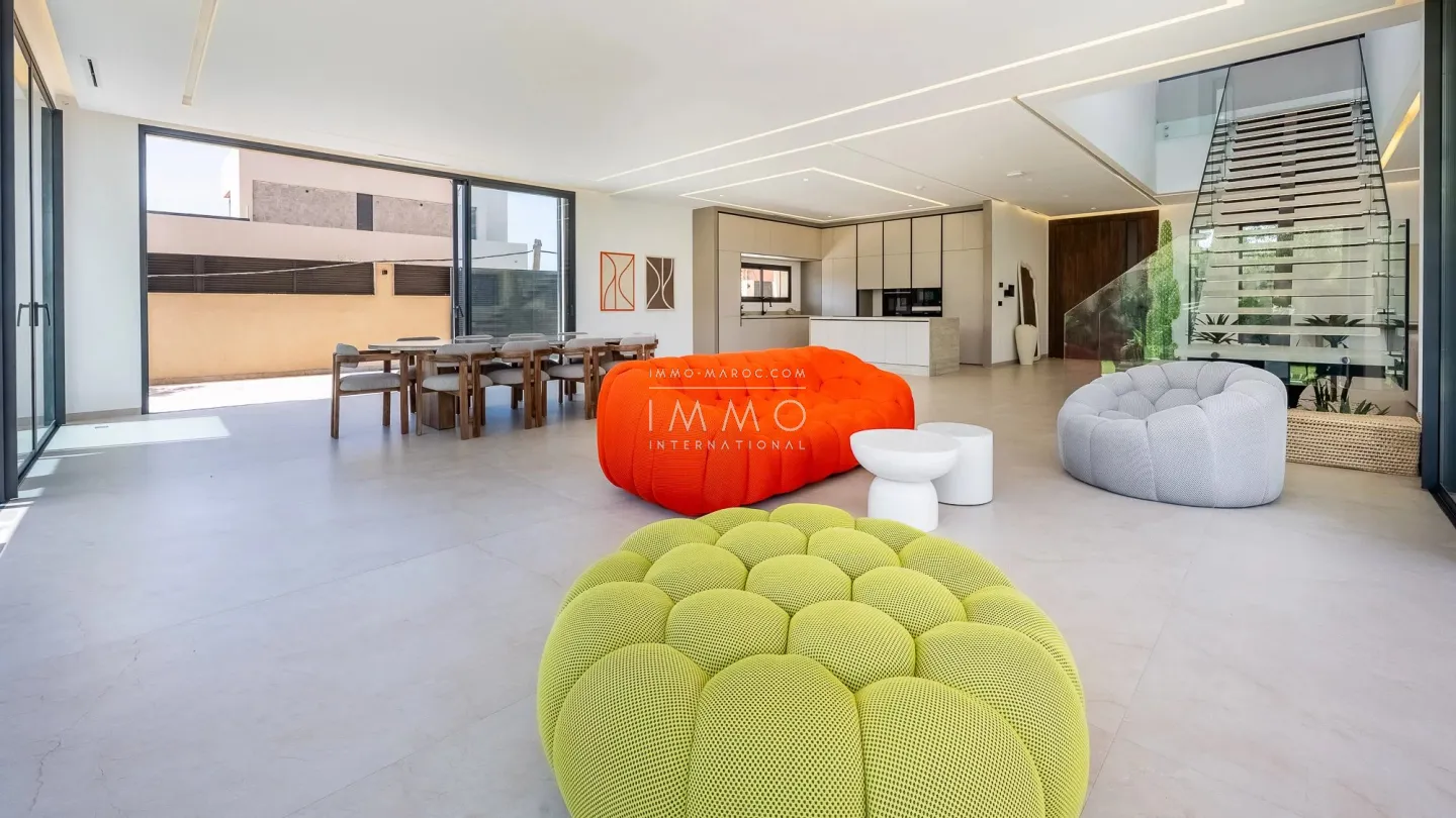 Villa à vendre route de l'ourika – 5 suites – 420 m² – terrain 1 000 m² – réception 130 m² – résidence sécurisée