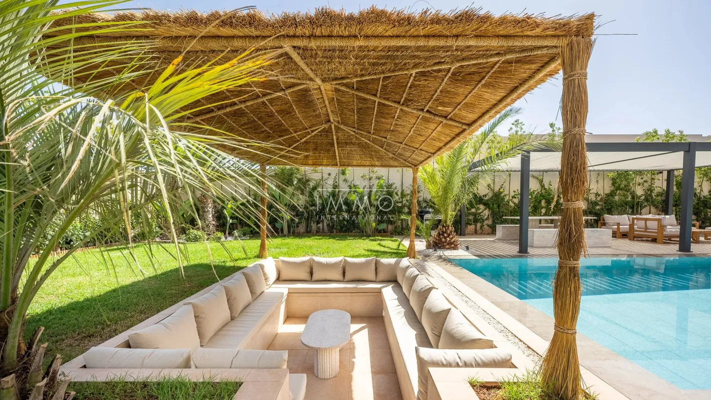 Villa à vendre route de l'ourika – 5 suites – 420 m² – terrain 1 000 m² – réception 130 m² – résidence sécurisée