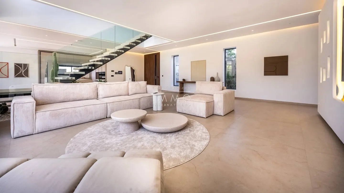 Villa à vendre route de l'ourika – 5 suites – 420 m² – terrain 1 000 m² – réception 130 m² – résidence sécurisée