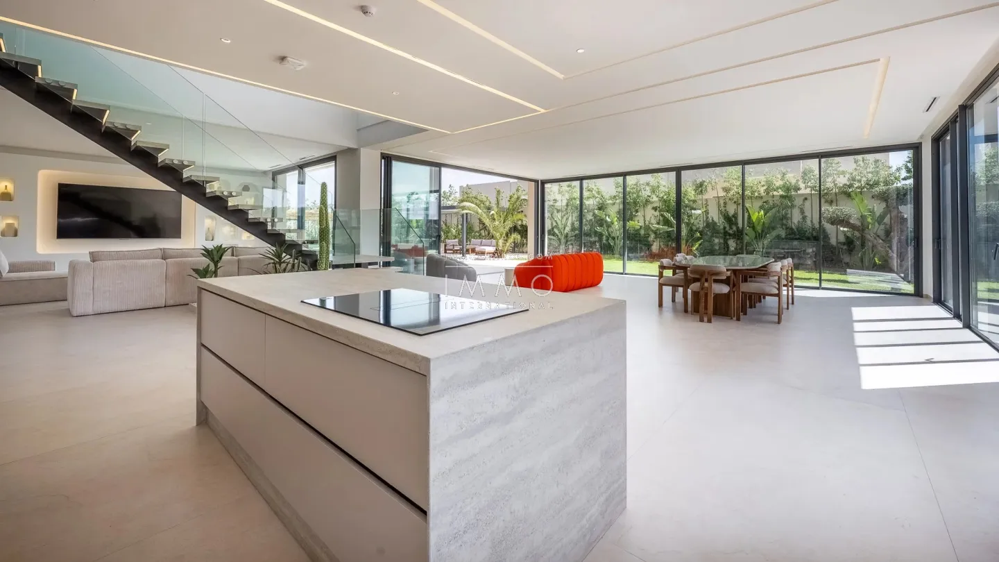Villa à vendre route de l'ourika – 5 suites – 420 m² – terrain 1 000 m² – réception 130 m² – résidence sécurisée