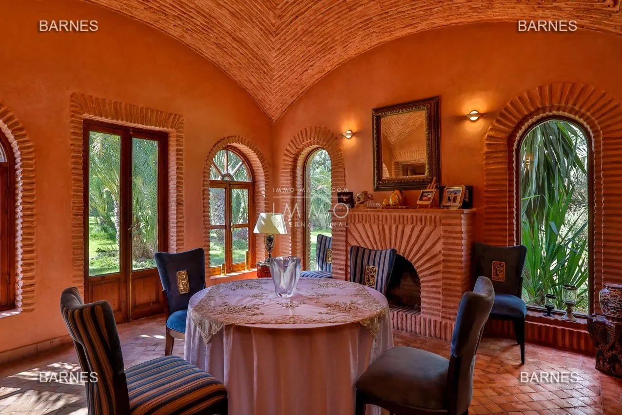 Palais de style arabo-andalou au coeur de la palmeraie