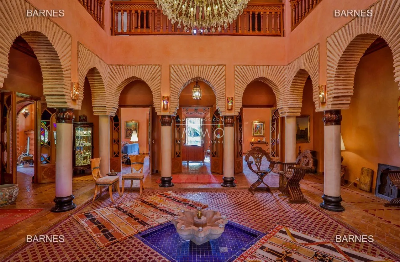 Palais de style arabo-andalou au coeur de la palmeraie