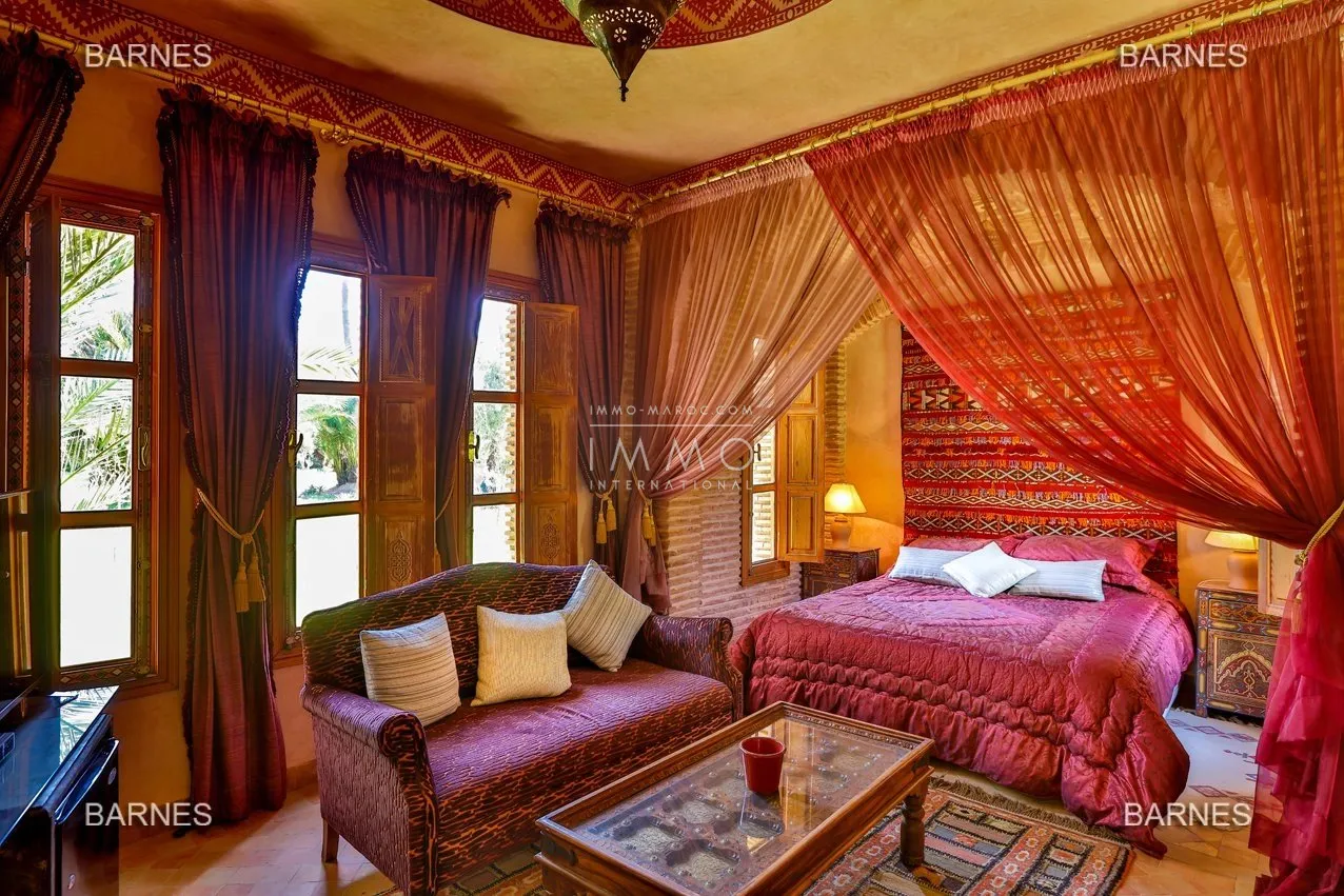 Palais de style arabo-andalou au coeur de la palmeraie