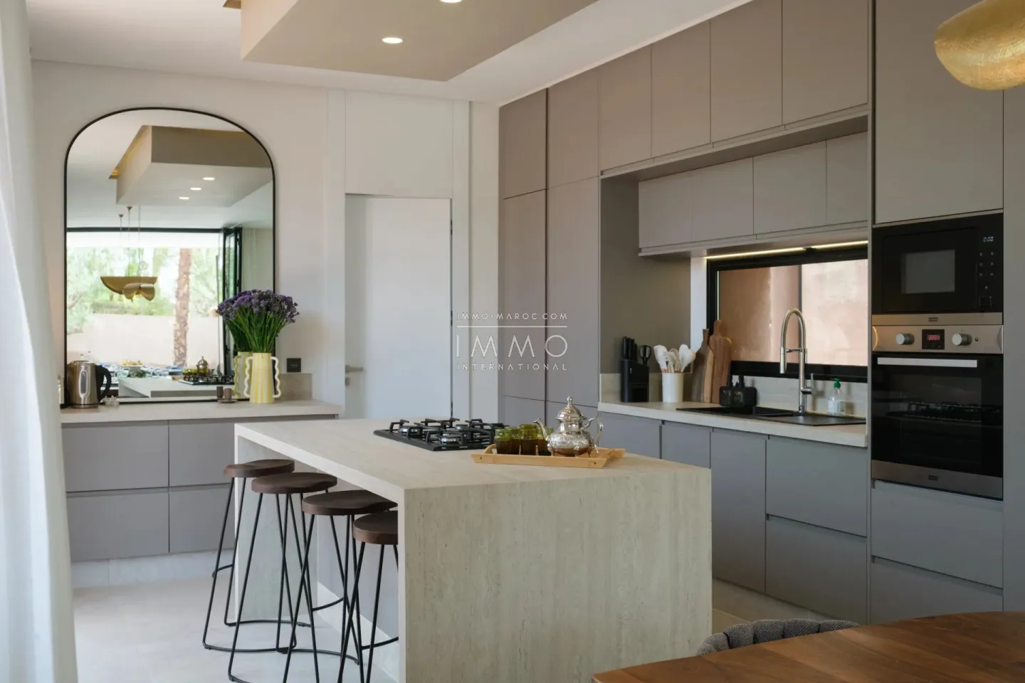 Maison contemporaine  à vendre secteur amelkis